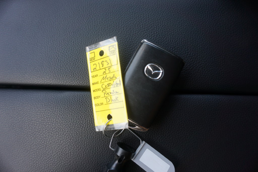 Used 2025 MAZDA CX-50 AWD 2.5 Hybrid w/ Premium Pkg image 35