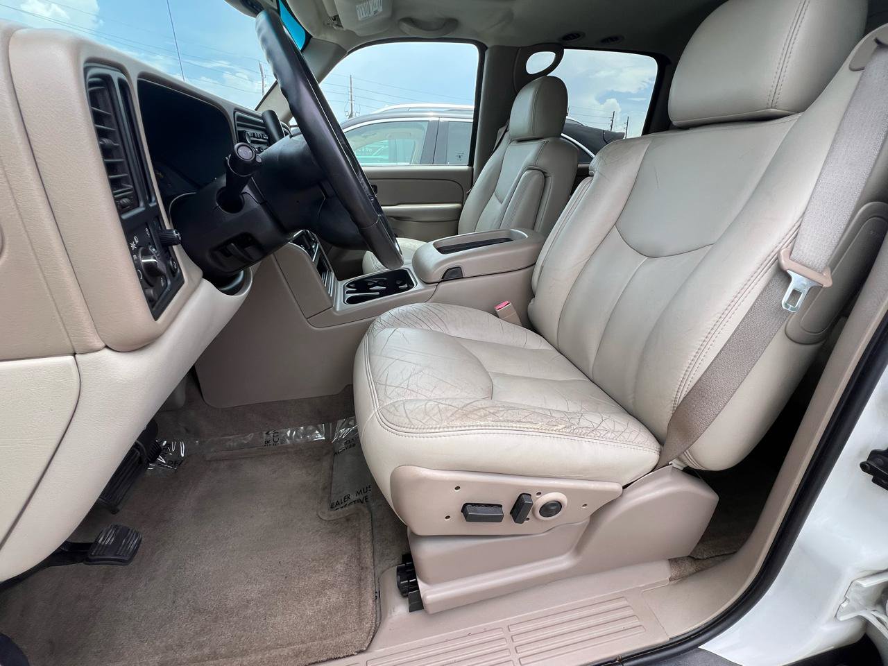 Used 2004 GMC Yukon XL SLT w/ Preferred Equipment Group RWD image 22