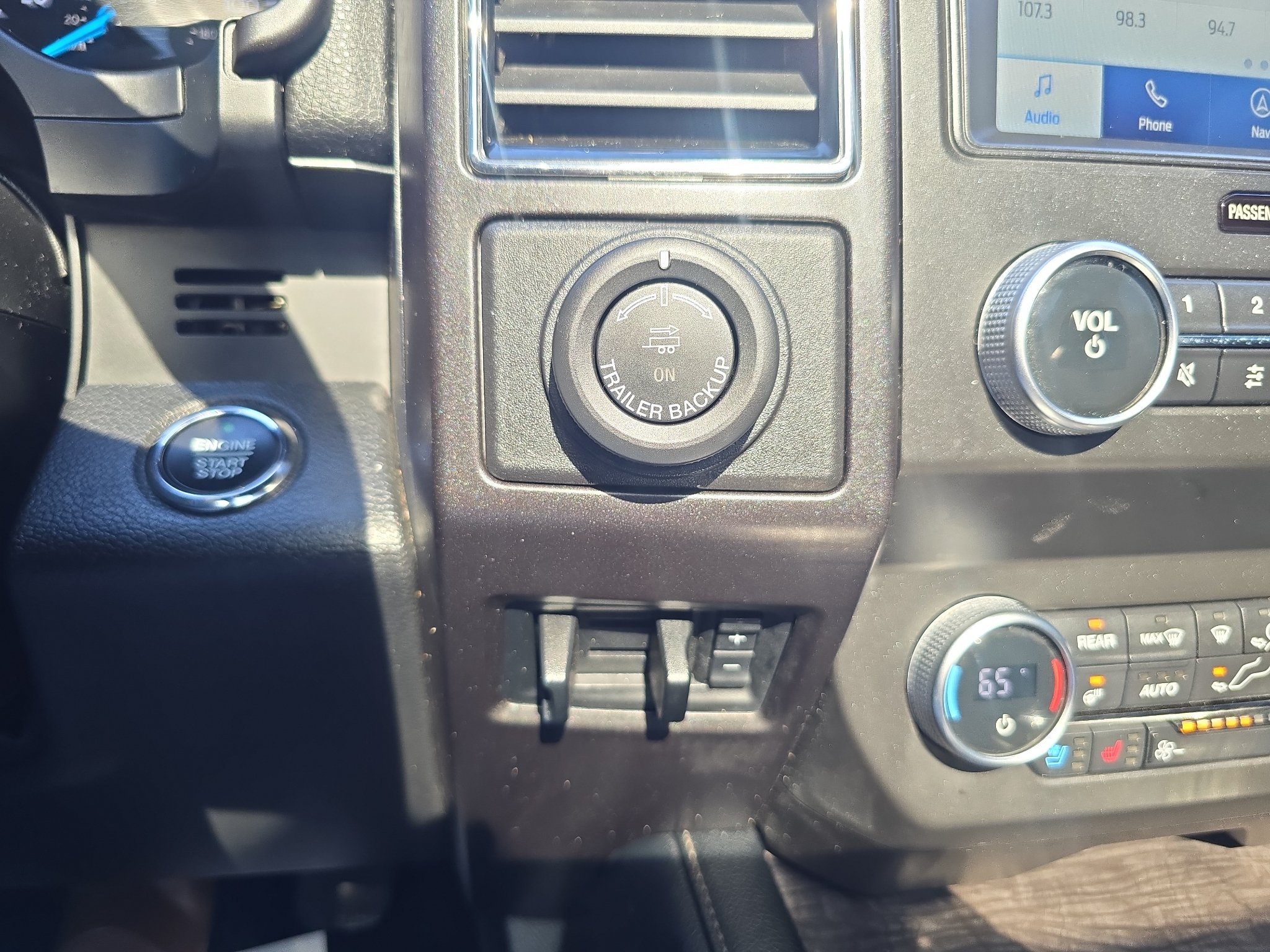 Used 2021 Ford Expedition Limited AWD/4WD image 35