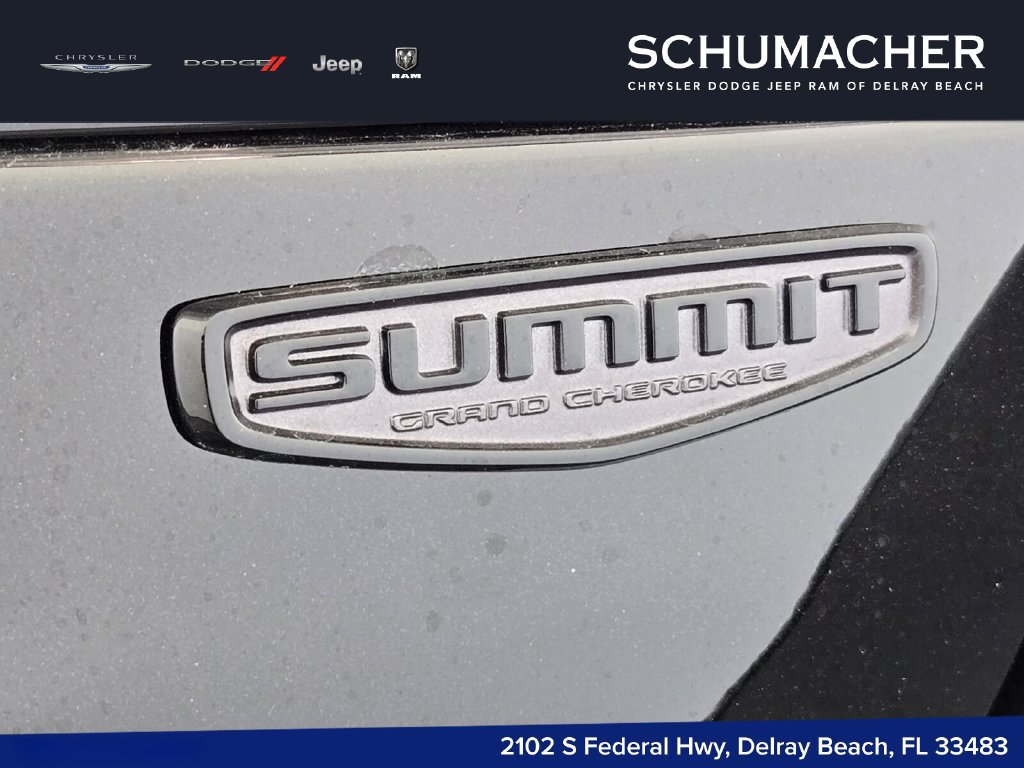 New 2025 Jeep Grand Cherokee L Summit w/ Obsidian Package AWD/4WD image 14