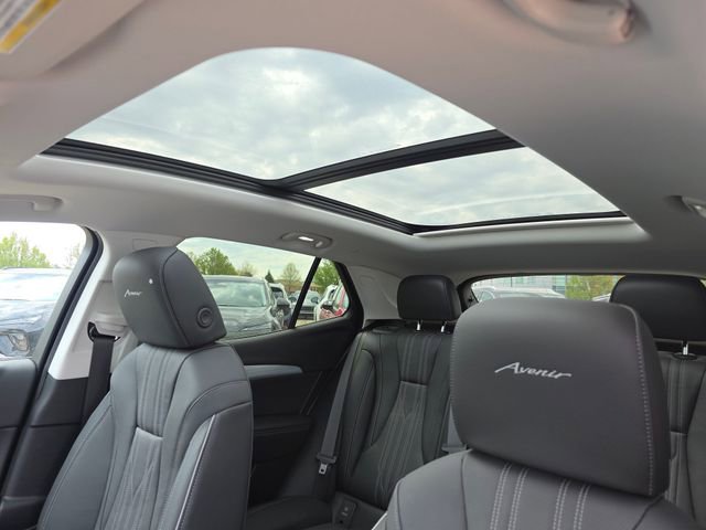 New 2026 Buick Envision Avenir AWD/4WD image 4