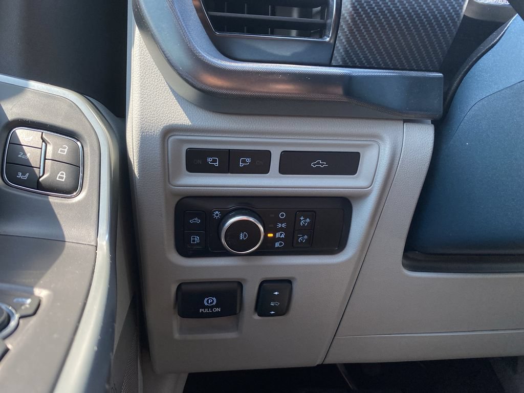 Used 2023 Ford F150 Limited AWD/4WD image 19