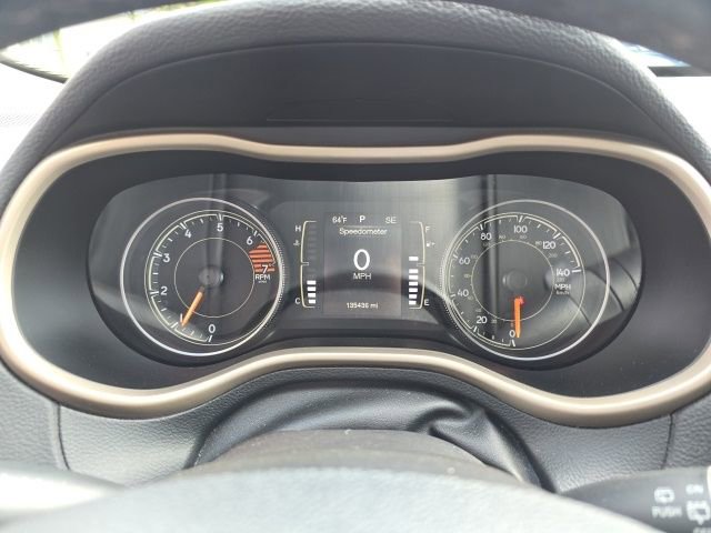 Used 2016 Jeep Cherokee Sport w/ Cold Weather Group image 14