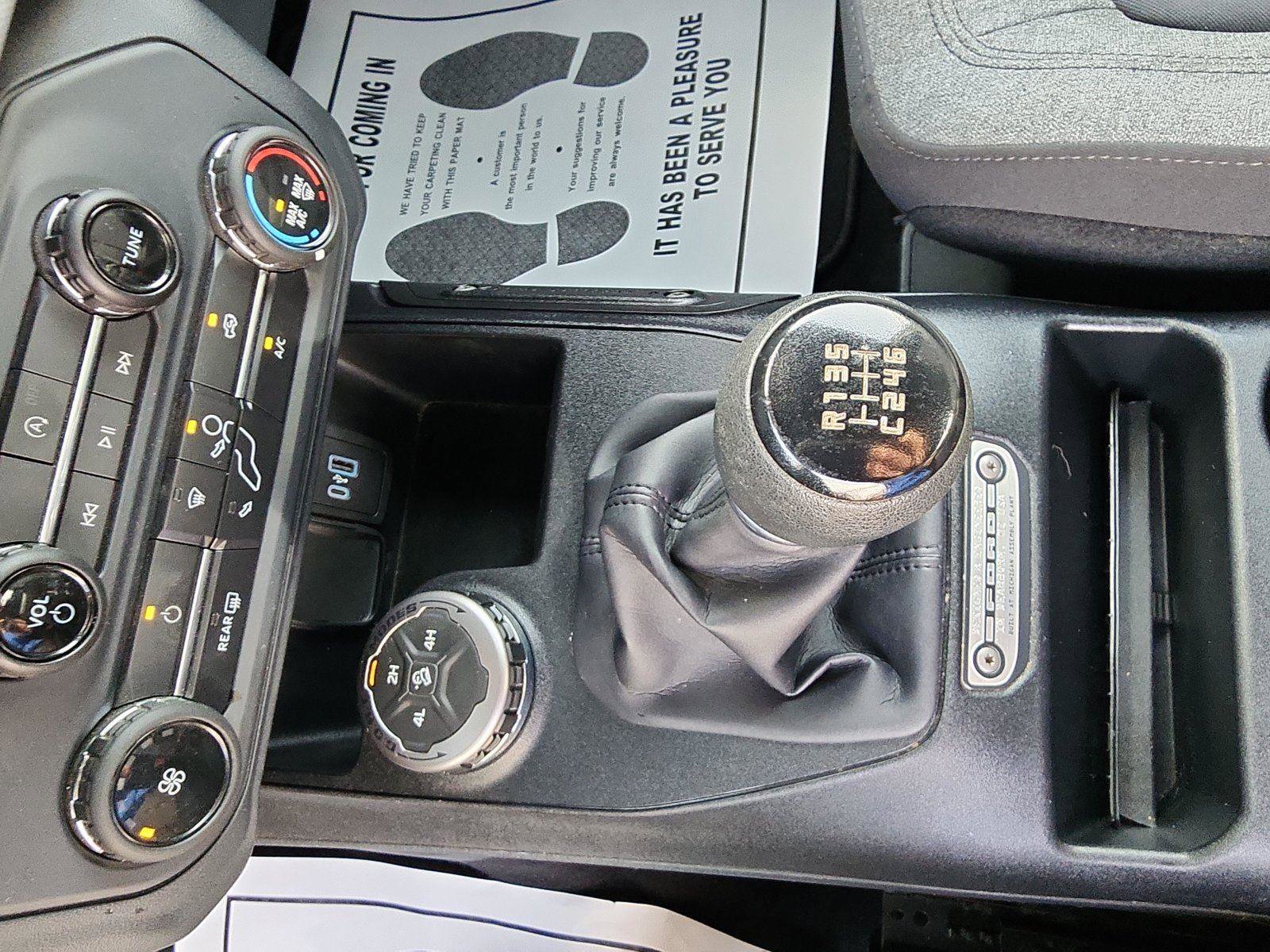 Used 2022 Ford Bronco 2-Door AWD/4WD image 19