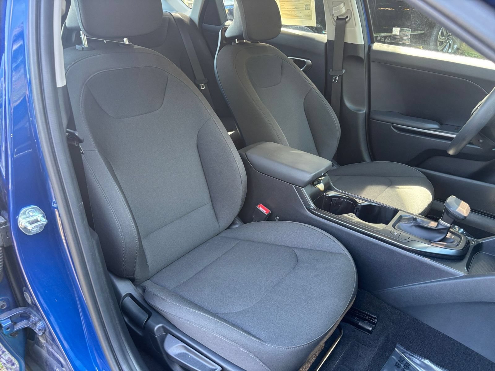 Used 2026 Kia K4 FWD image 35
