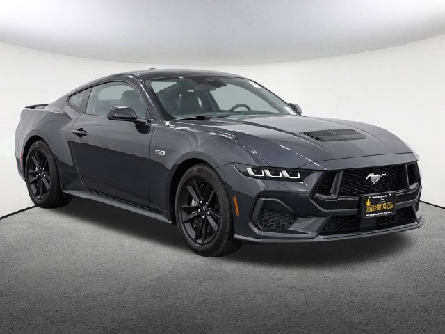Used 2024 Ford Mustang GT RWD image 2