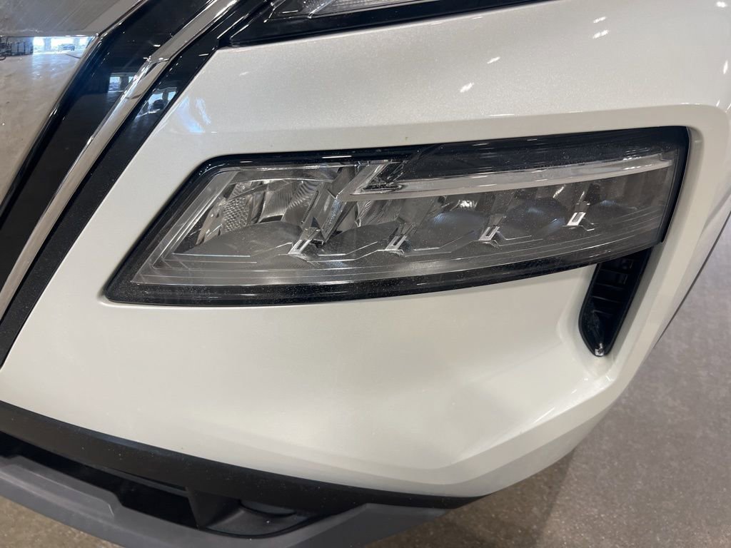 Certified 2023 Nissan Rogue SV w/ SV Premium B Package image 32