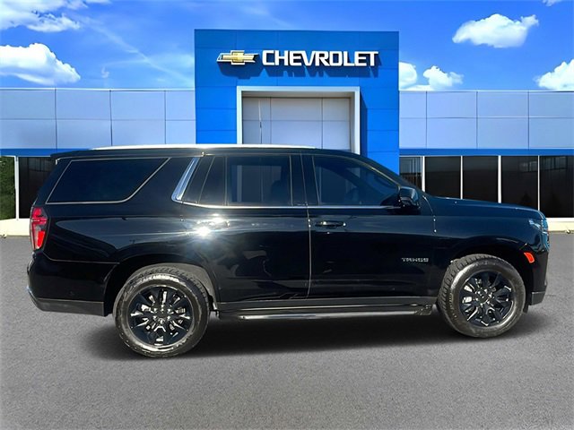 Used 2022 Chevrolet Tahoe LT w/ Luxury Package image 2