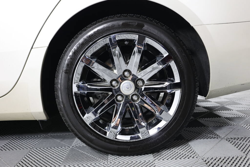 Used 2014 Cadillac CTS Luxury RWD image 8