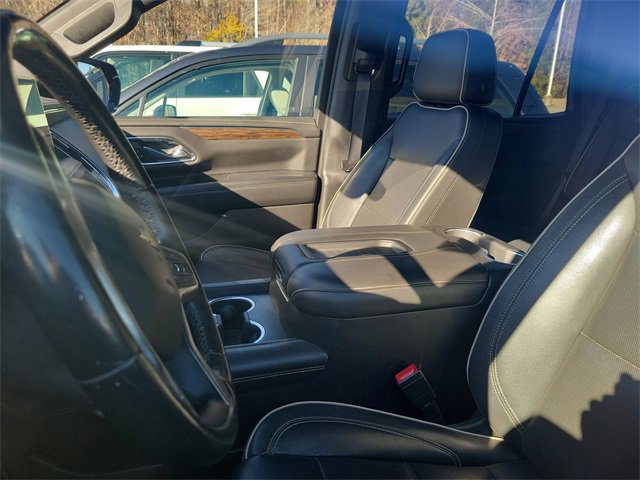 Used 2021 Chevrolet Tahoe Premier w/ Premium Package image 10