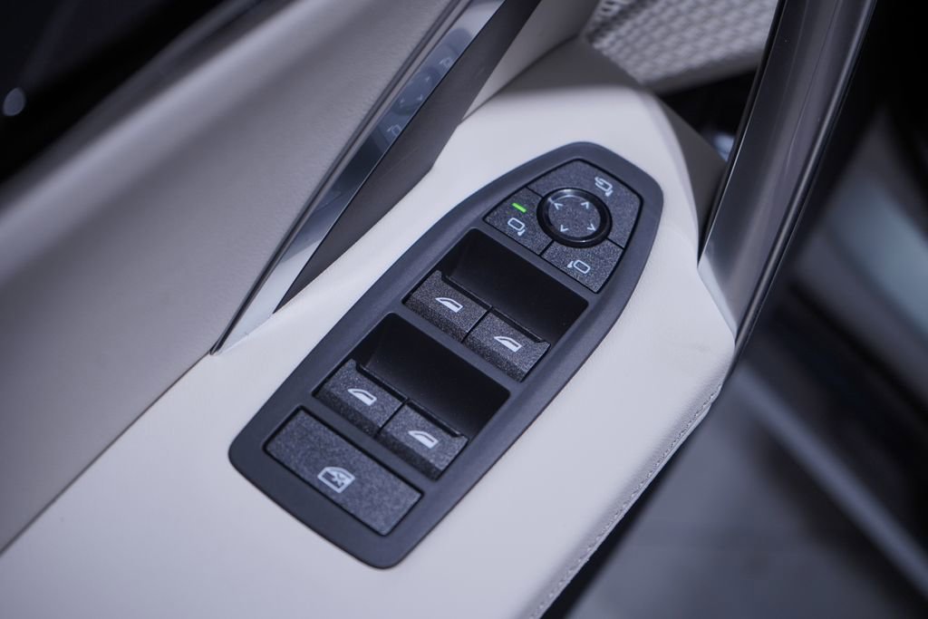 New 2026 BMW X1 xDrive28i image 10