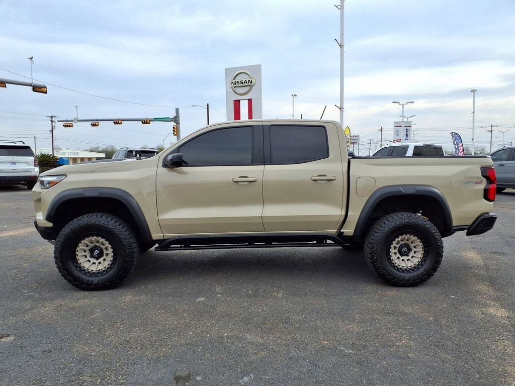Used 2024 Chevrolet Colorado ZR2 w/ Technology Package image 4