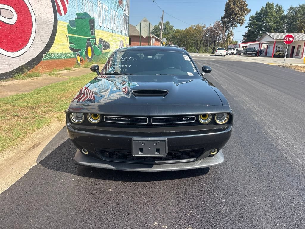 Used 2019 Dodge Challenger GT w/ Plus Package RWD image 9