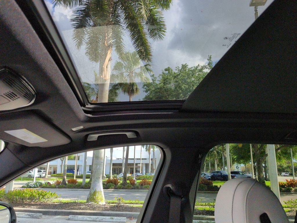 New 2026 BMW X5 xDrive40i w/ M Sport Package image 20