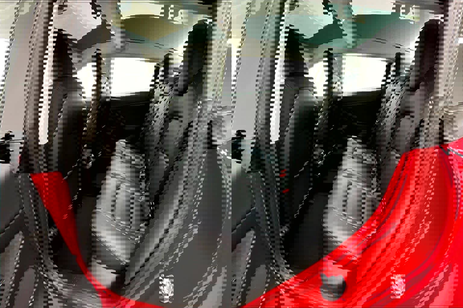 Used 2023 Tesla Model 3 Standard Range image 19