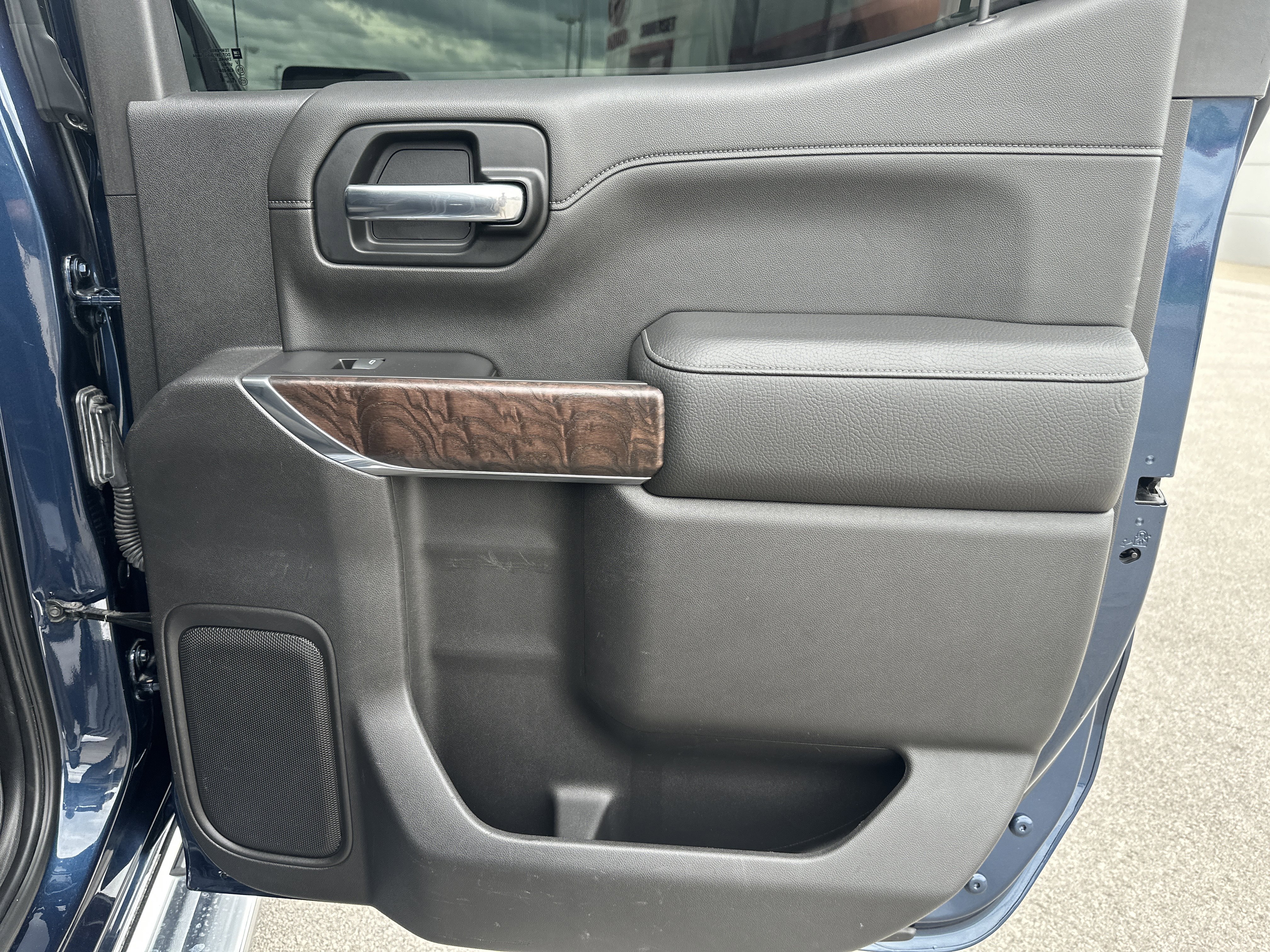 Used 2019 GMC Sierra 1500 Denali w/ Technology Package image 15