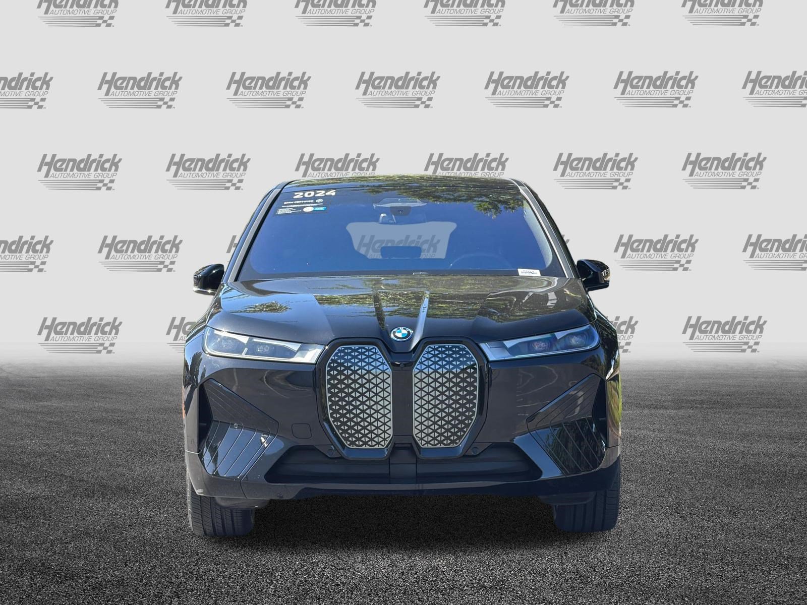Certified 2024 BMW iX xDrive50 w/ Sport Package AWD/4WD image 10