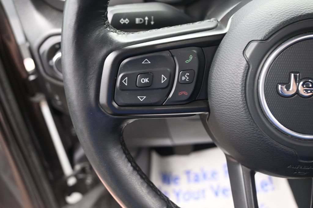 Used 2022 Jeep Wrangler Unlimited Sport AWD/4WD image 31