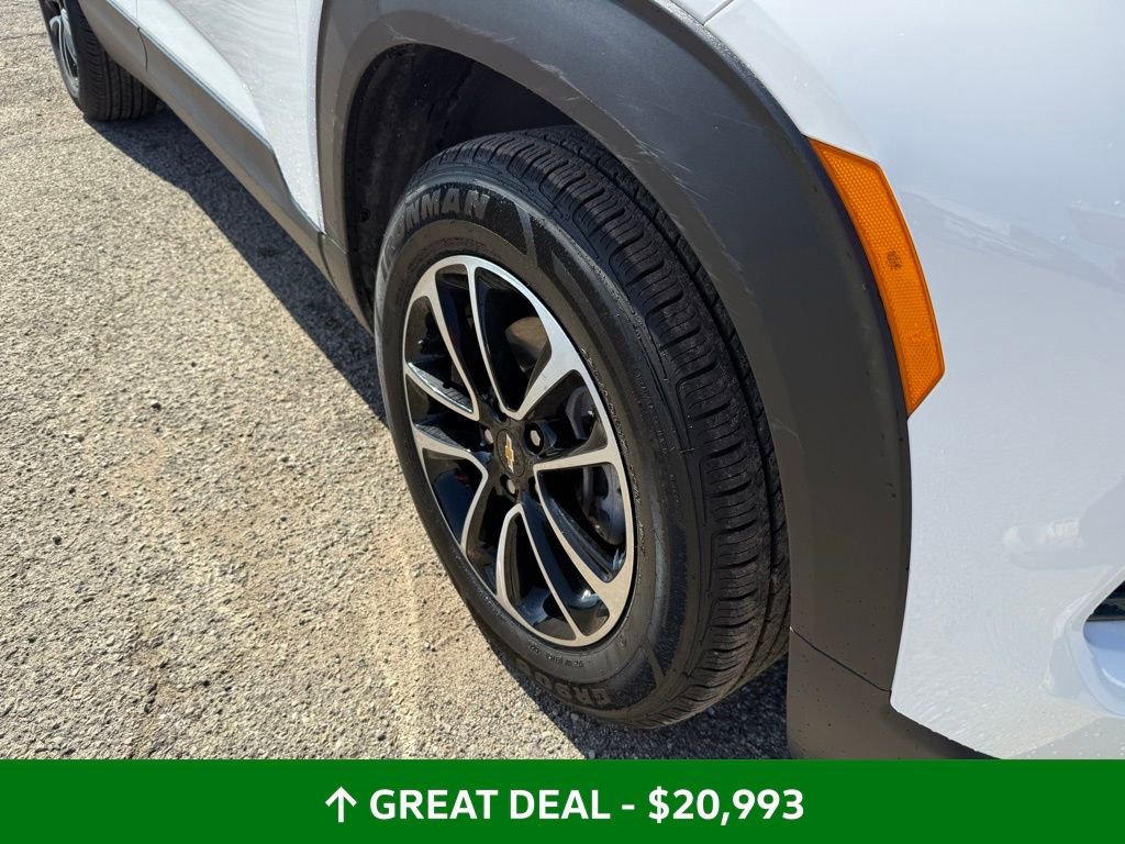 Used 2024 Chevrolet TrailBlazer LT w/ Driver Confidence Package image 19