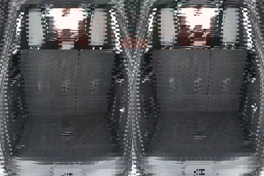 Used 2024 Ford Expedition Limited image 35