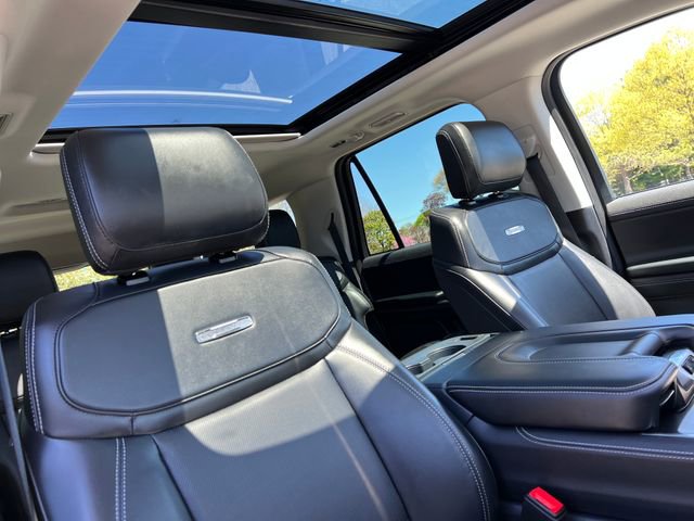 Used 2025 Ford Expedition Max Platinum AWD/4WD image 40
