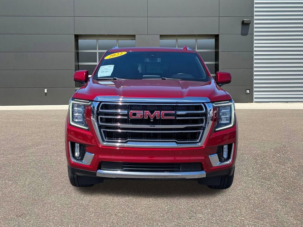 Certified 2022 GMC Yukon SLT w/ SLT Luxury Package AWD/4WD image 2