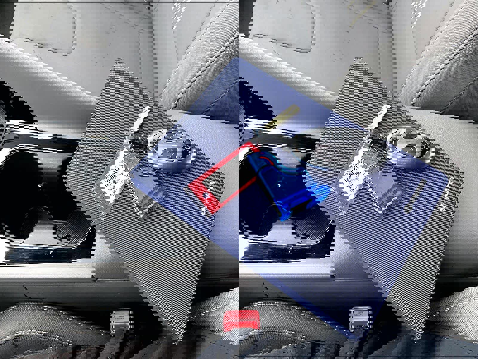 Used 2025 Hyundai Elantra SEL image 30