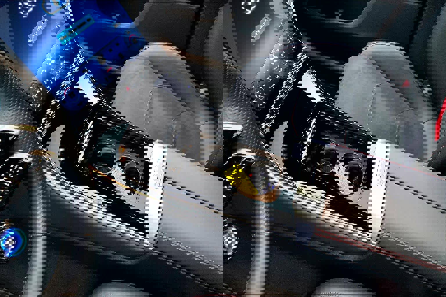 Used 2024 Mercedes-Benz GLC 43 AMG 4MATIC image 16