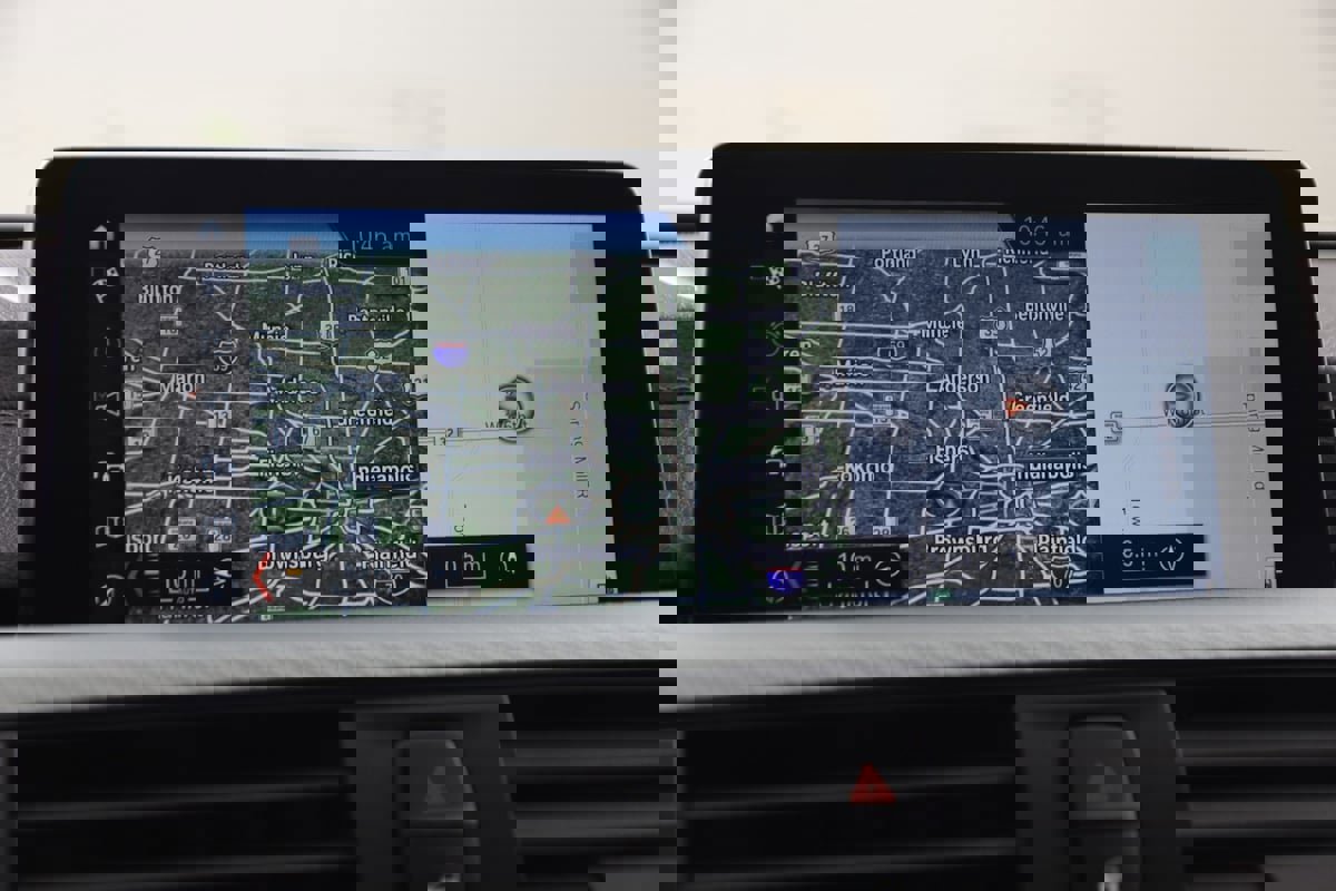 Used 2020 BMW 430i xDrive Coupe w/ Convenience Package image 9