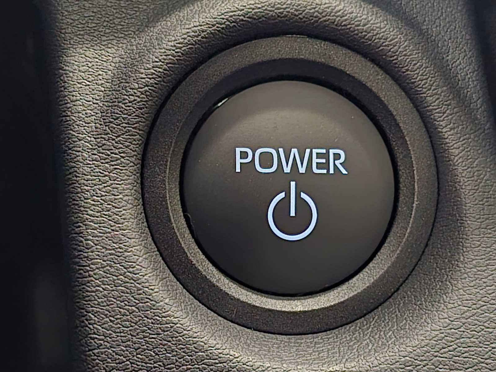 New 2026 Toyota C-HR AWD/4WD image 18