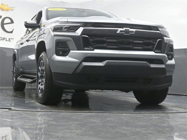 Used 2023 Chevrolet Colorado LT w/ LT Convenience Package III image 3