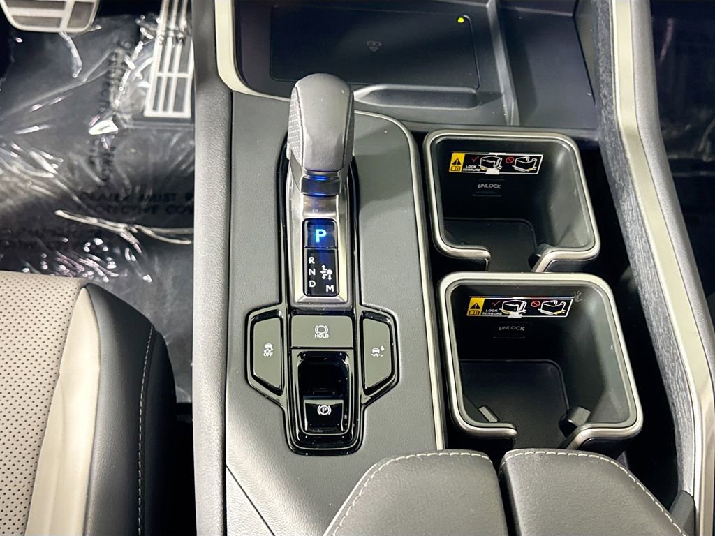 Used 2025 Lexus TX 500h AWD w/ Technology Package image 19