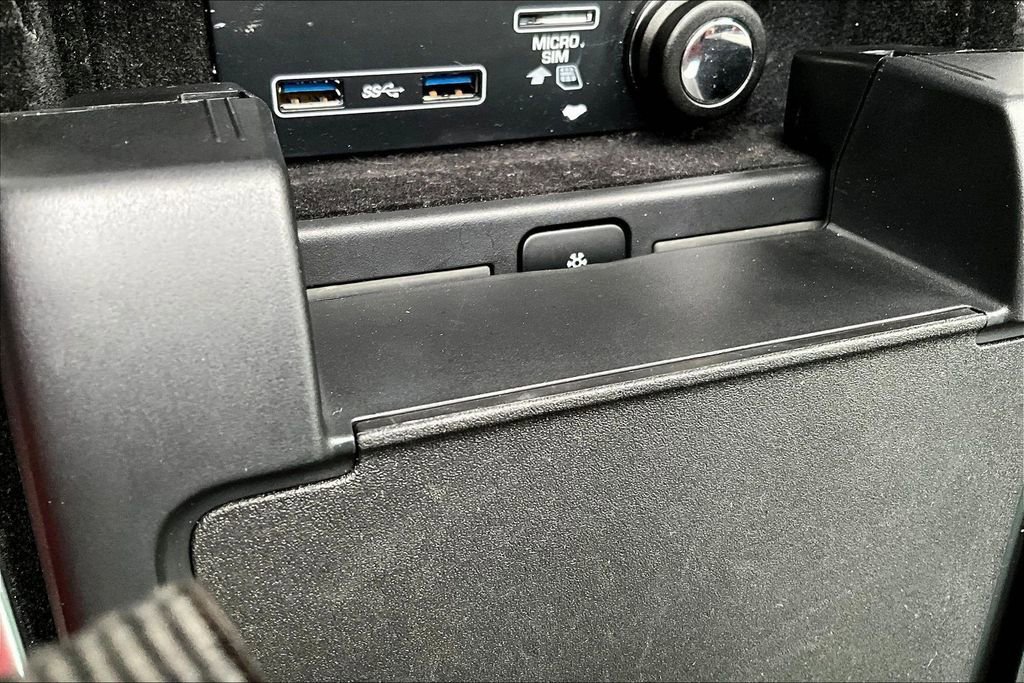 Used 2019 Land Rover Range Rover Sport HST image 16