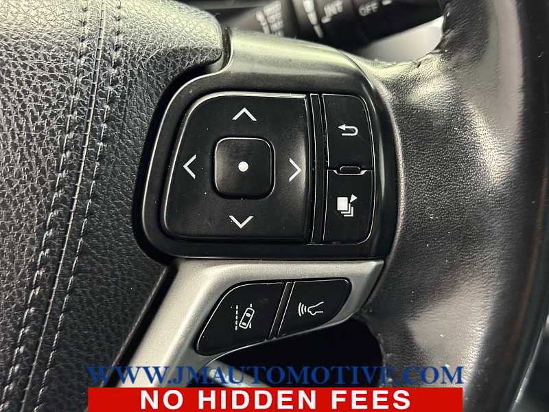 Used 2018 Toyota Highlander XLE image 44