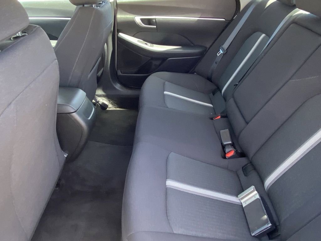 Used 2025 Hyundai Sonata SEL FWD image 20