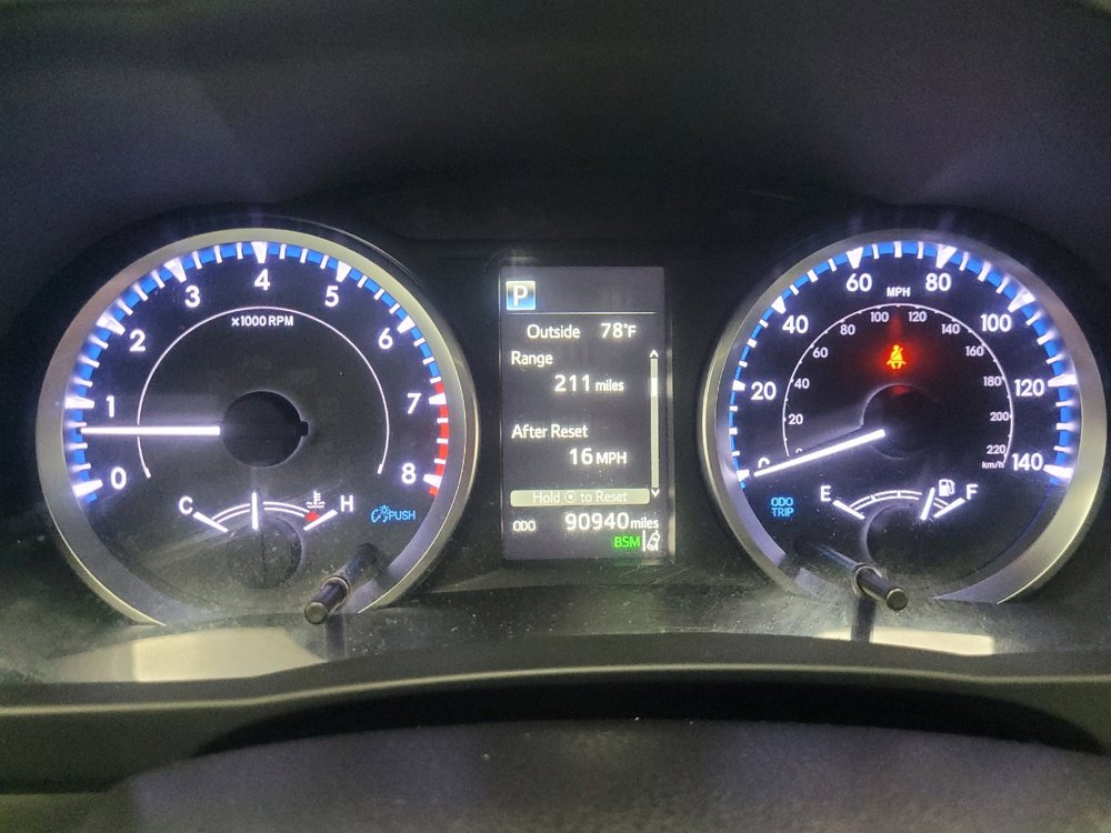 Used 2019 Toyota Highlander Plus image 23