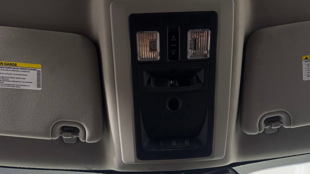 Used 2016 RAM 2500 Laramie w/ Convenience Group AWD/4WD image 24