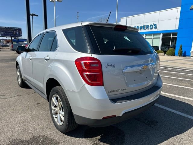 Used 2017 Chevrolet Equinox LS image 17