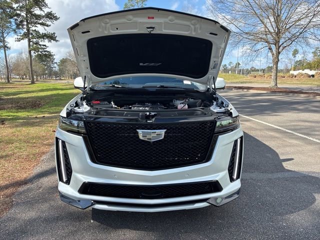 Used 2023 Cadillac Escalade V w/ Heavy-Duty Trailer Package image 21