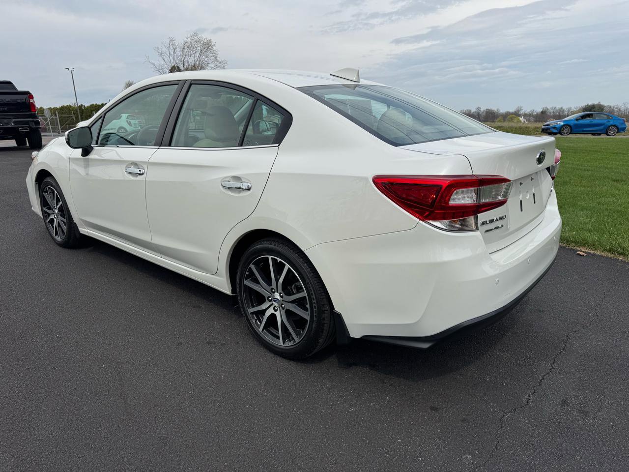 Used 2017 Subaru Impreza 2.0i Limited AWD/4WD image 4