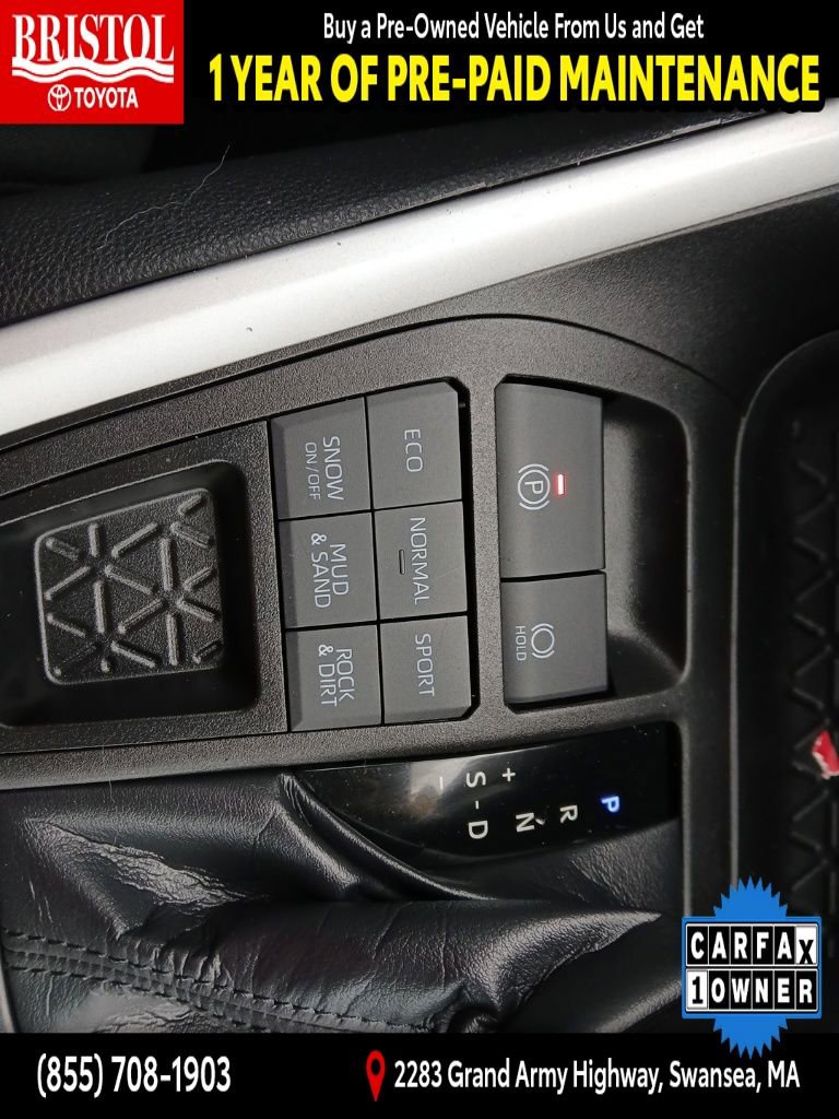 Used 2021 Toyota RAV4 LE image 22