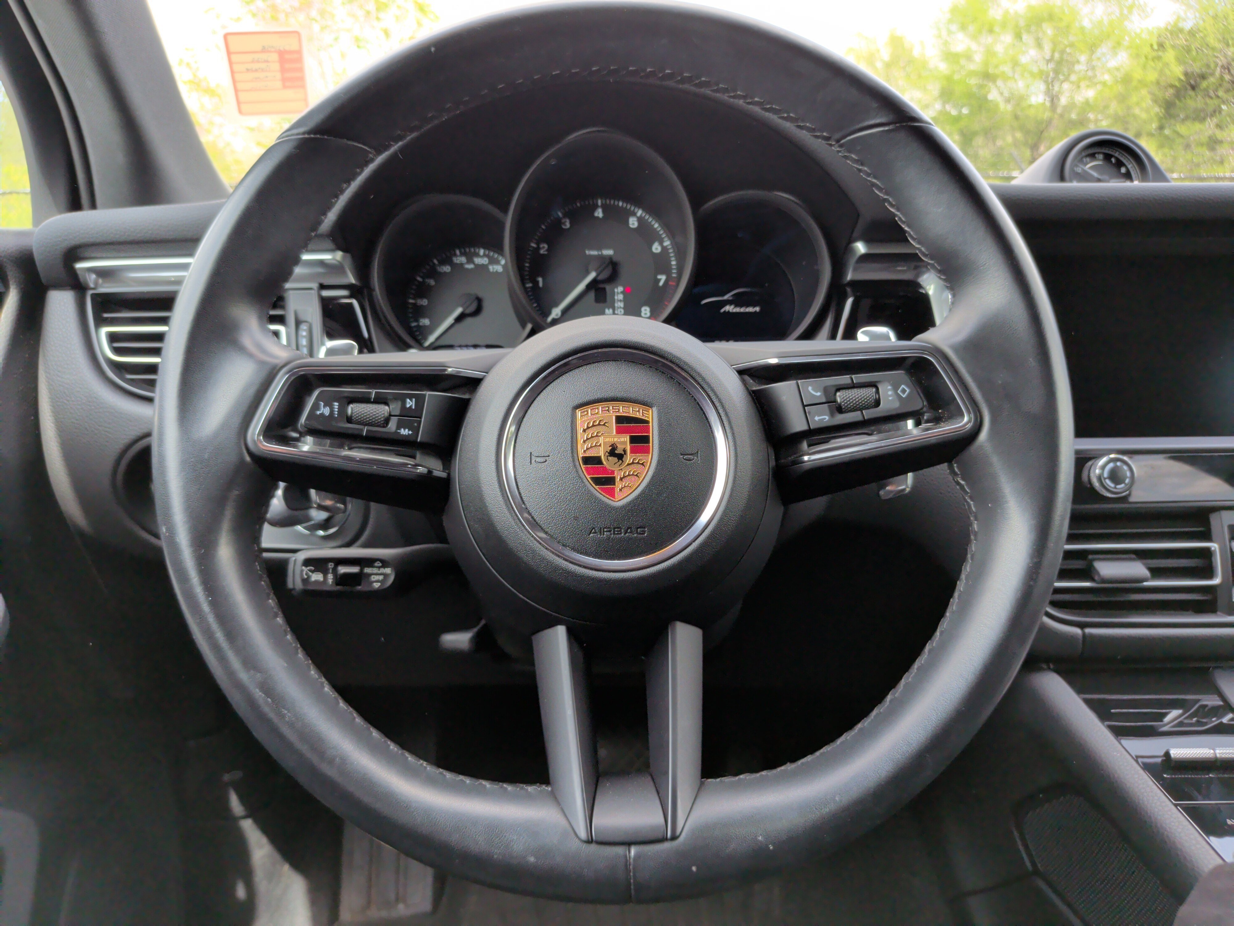 Used 2023 Porsche Macan image 21