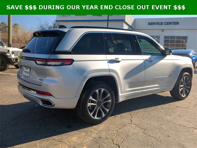 New 2024 Jeep Grand Cherokee Overland w/ Advanced Protech Group III image 8