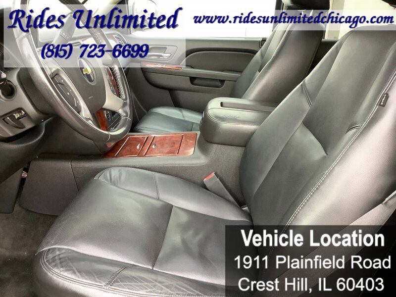 Used 2011 Chevrolet Tahoe LTZ image 17