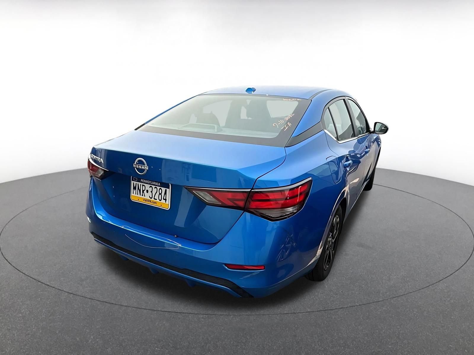 Used 2025 Nissan Sentra SV FWD image 12