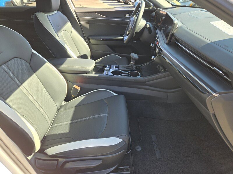 Certified 2026 Kia K5 GT-Line w/ GT-Line Premium Package AWD/4WD image 16