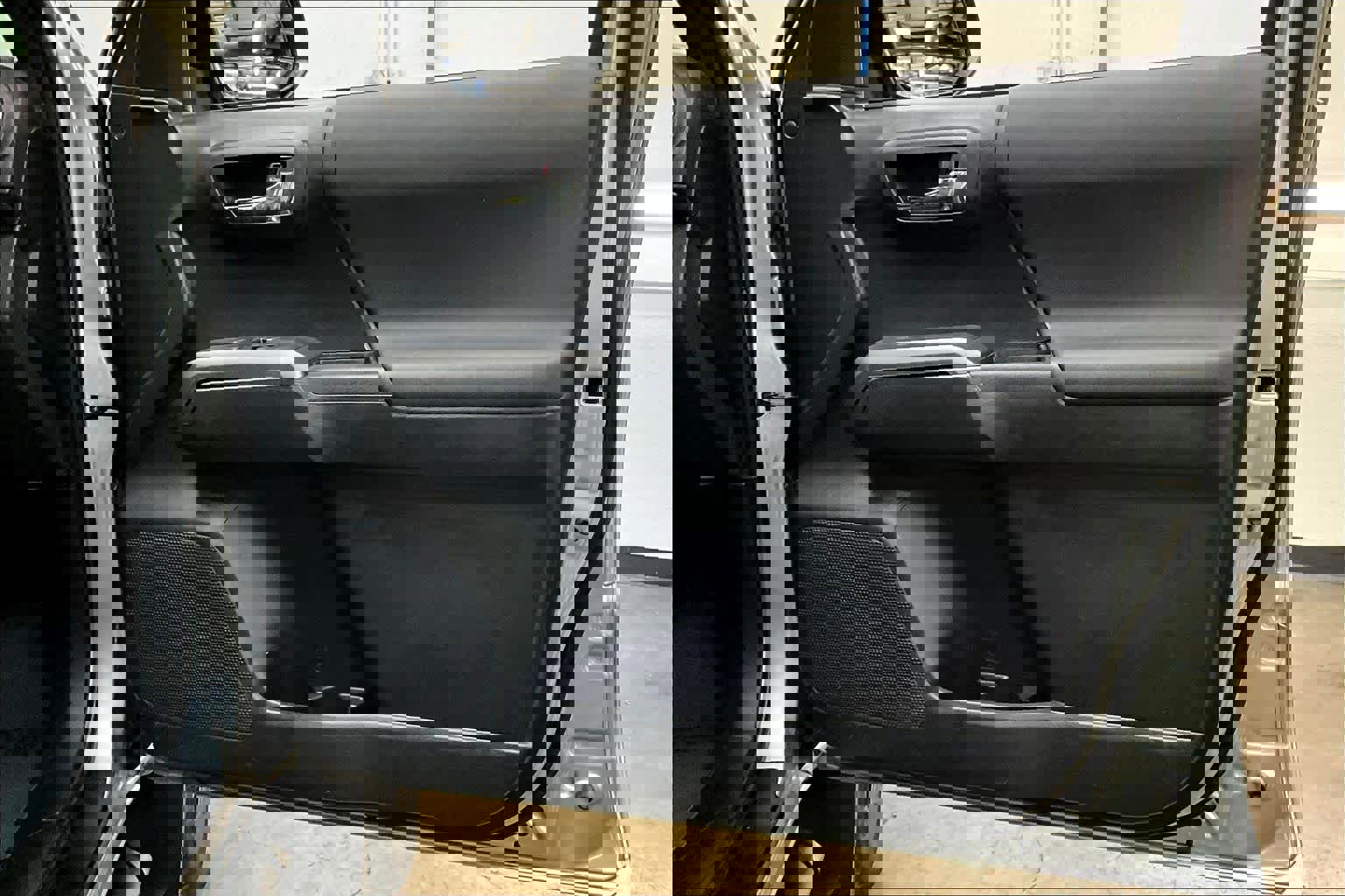 Used 2023 Toyota Tacoma TRD Sport image 24