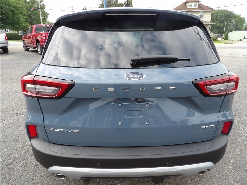 Used 2024 Ford Escape Active w/ Tech Pack #1 AWD/4WD image 7