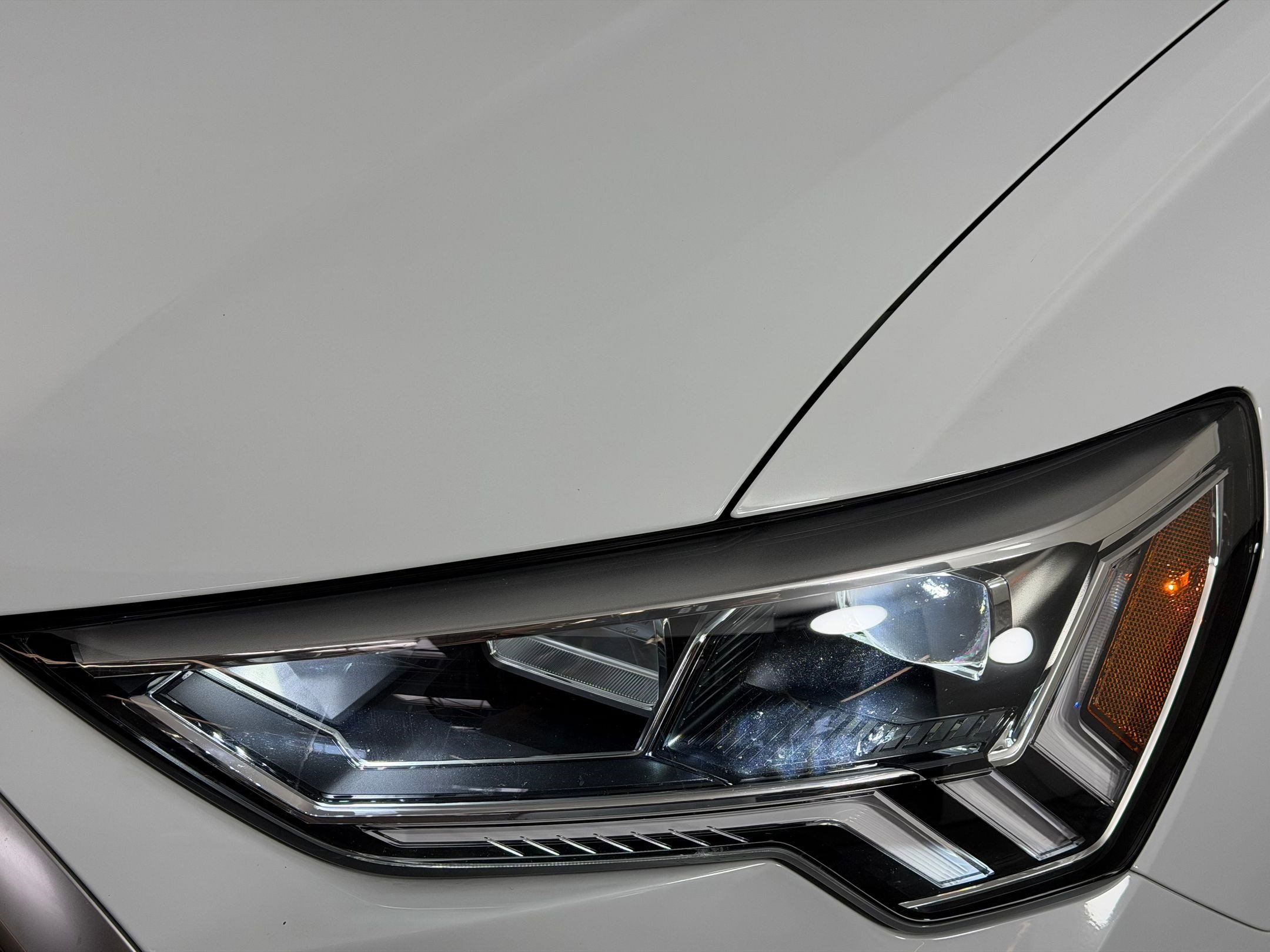 Certified 2023 Audi Q3 2.0T Premium Plus w/ Premium Plus Package AWD/4WD image 11