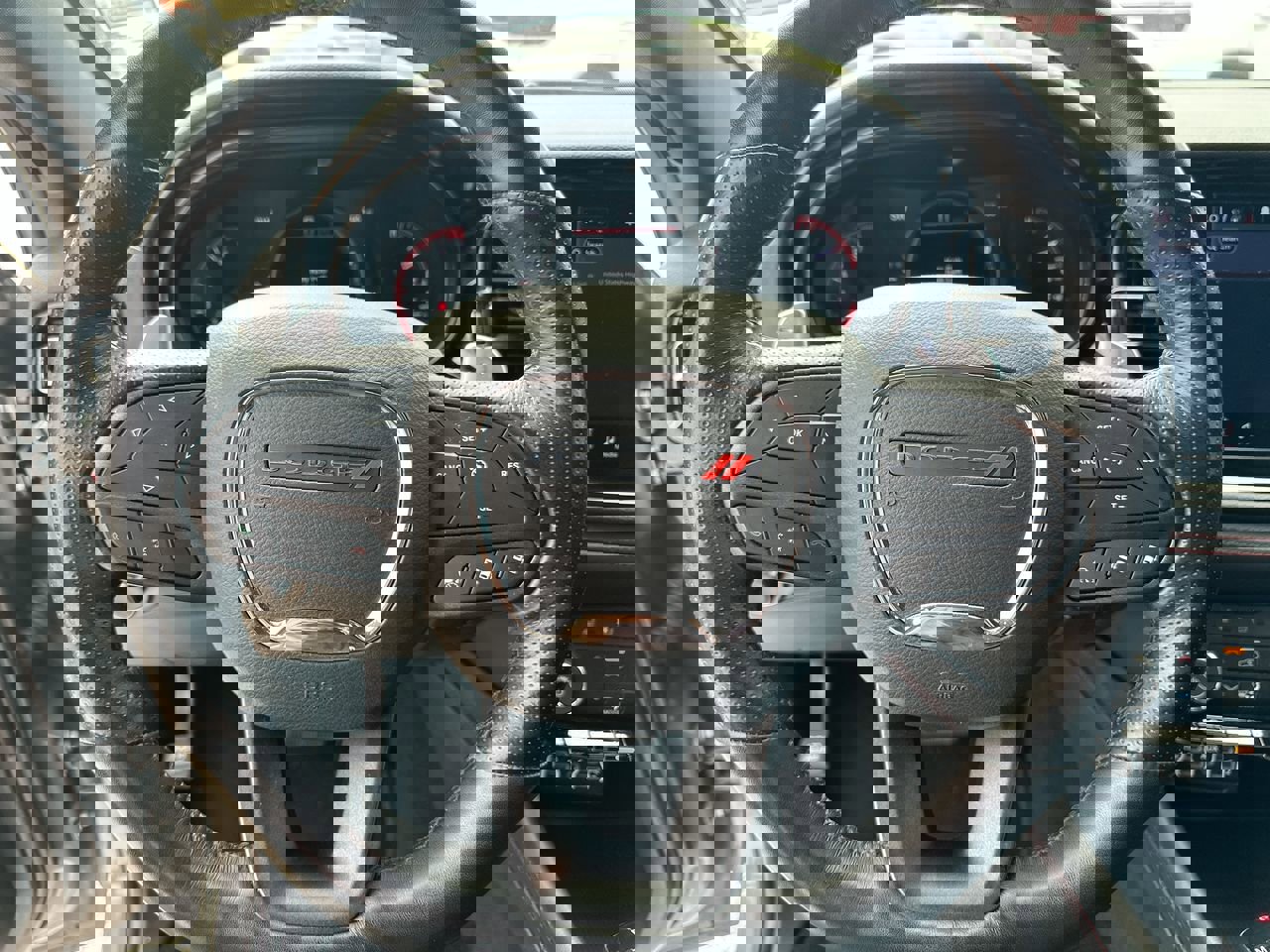 Used 2024 Dodge Durango GT image 29